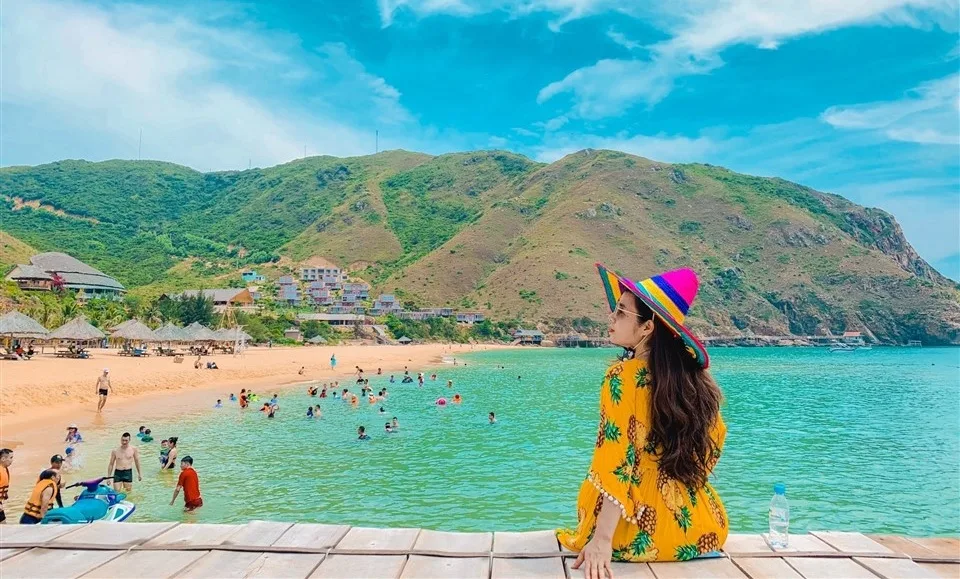Tour Quy Nhơn 3N2Đ - Khám Phá Vẻ Đẹp Biển Xanh Cát Trắng Đặc Biệt