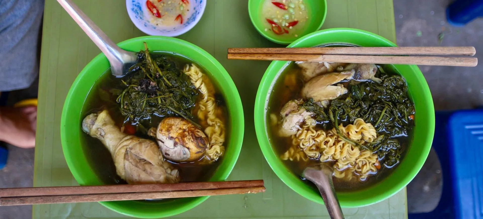 Mỳ gà tần - Đặc sản ngon Phố Cổ Hà Nội