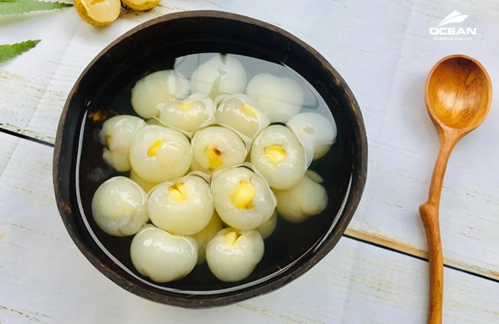 Chè sen long nhãn giải nhiệt mùa hè