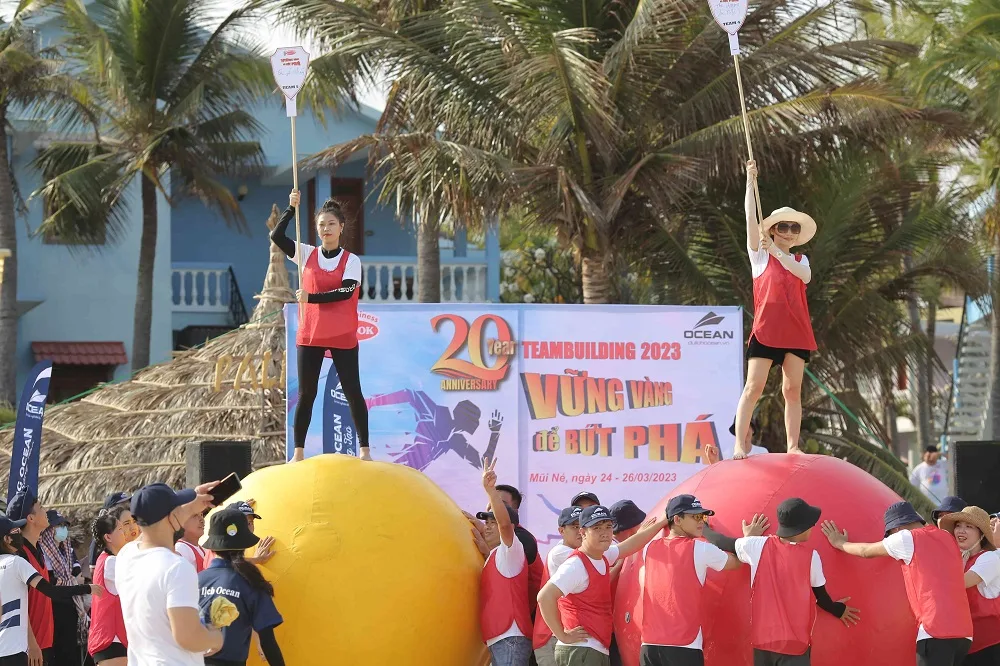 Đi du lịch theo tour đoàn