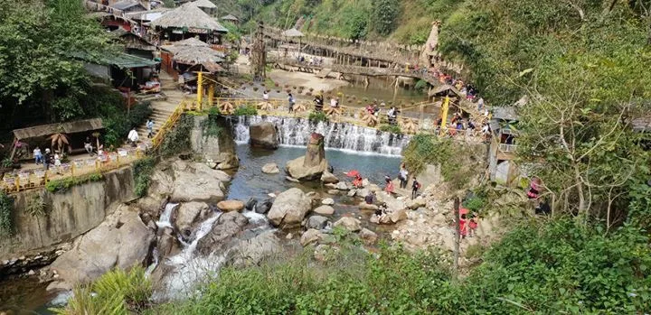 Tour 4N3Đ: Hà Nội - Hạ Long - Sapa