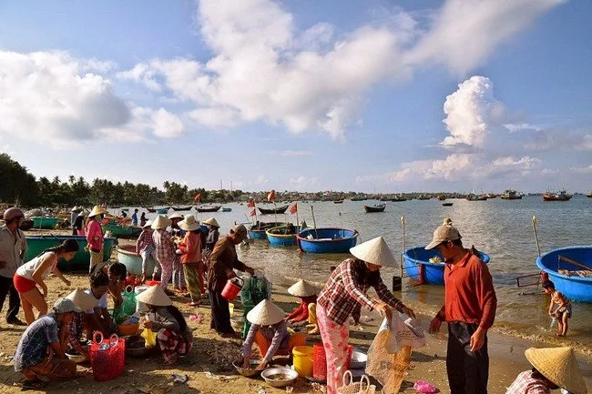 Chợ Mũi Né gần Mường Thanh Phan Thiết