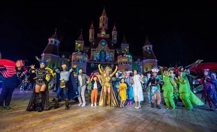 Tham gia show diễn độc đáo vinwonders nha trang