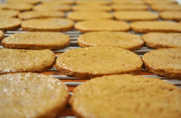 Chả cá Nha Trang làm quà