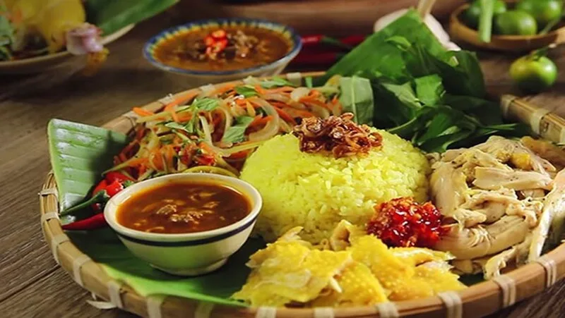 Đặc sản cơm gà Nha Trang