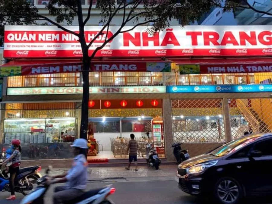 Nem nướng đặc sản Nha Trang