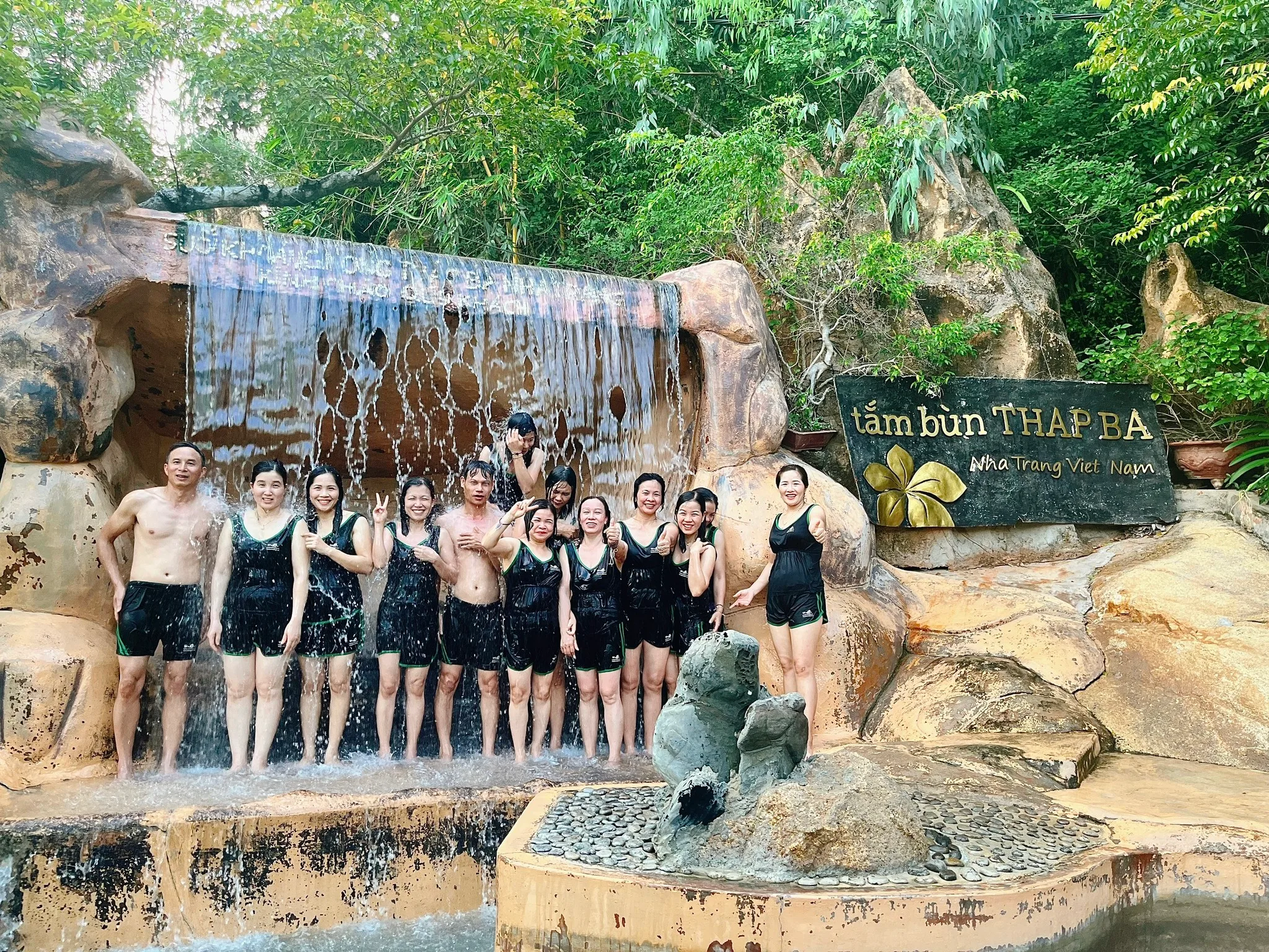 Tắm bùn chuẩn spa thư giản ở Nha Trang