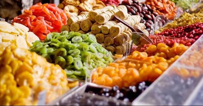 Mua quà chợ đêm Đà Lạt