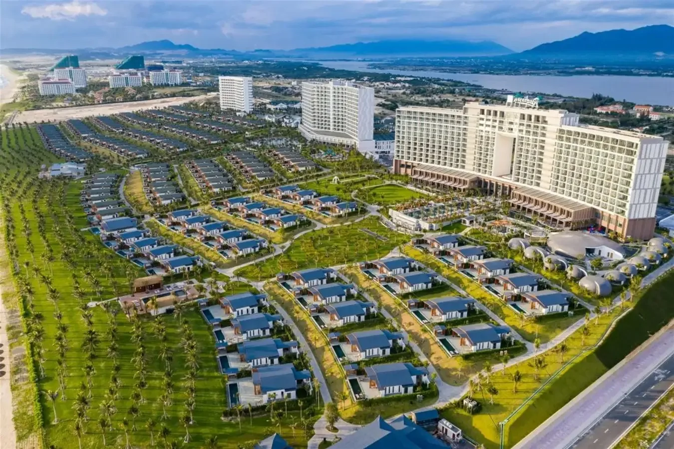 Bật Mí 10 Resort Nha Trang Đẳng Cấp Bậc Nhất