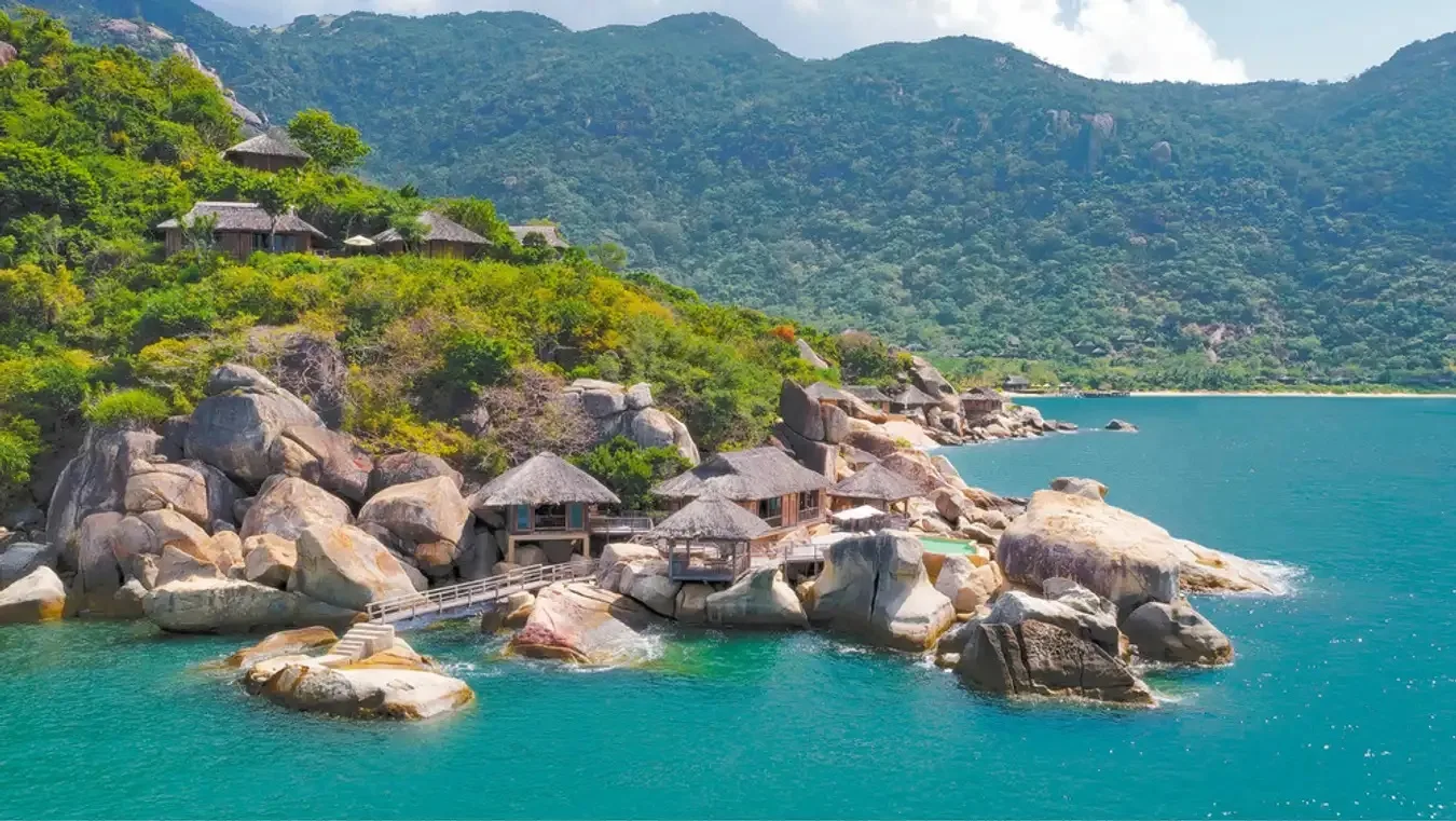 Vịnh Nha Trang - Vẻ Đẹp Lọt Top Vịnh Biển Đẹp Nhất Thế Giới