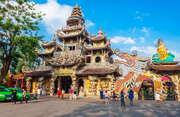 Chùa Linh Phước Đà Lạt - Kiệt Tác Văn Hóa và Nét Đẹp Tâm Linh