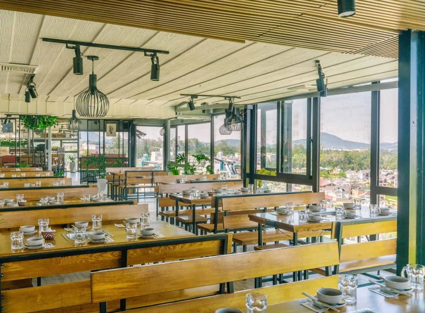 Buffet Rau Đà Lạt - Đặc Sản Ẩm Thực Du Lịch Đà Lạt Tươi Ngon