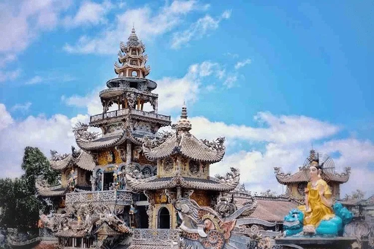 Chùa Linh Phước Đà Lạt - Điểm đến du lịch Tâm Linh