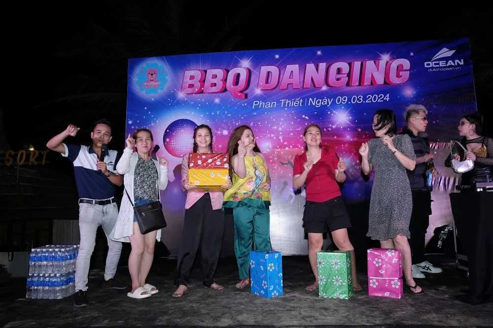 Tour du lịch Bình Hưng xe giường nằm