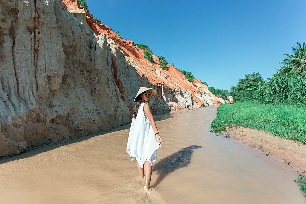 Bàu Trắng – Điểm Đến Không Thể Bỏ Qua Khi Du Lịch Phan Thiết