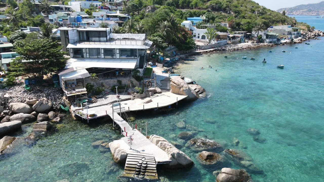 Khách sạn Bình Hưng View Đẹp Lý Tưởng Cho Kỳ Nghỉ