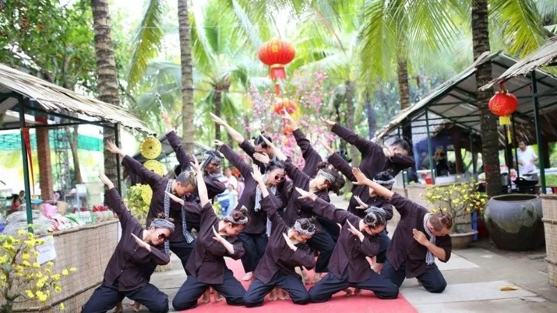 Khu Du Lịch Lan Vương Có Gì? Điểm Đến Vui Chơi Đậm Chất Miền Tây