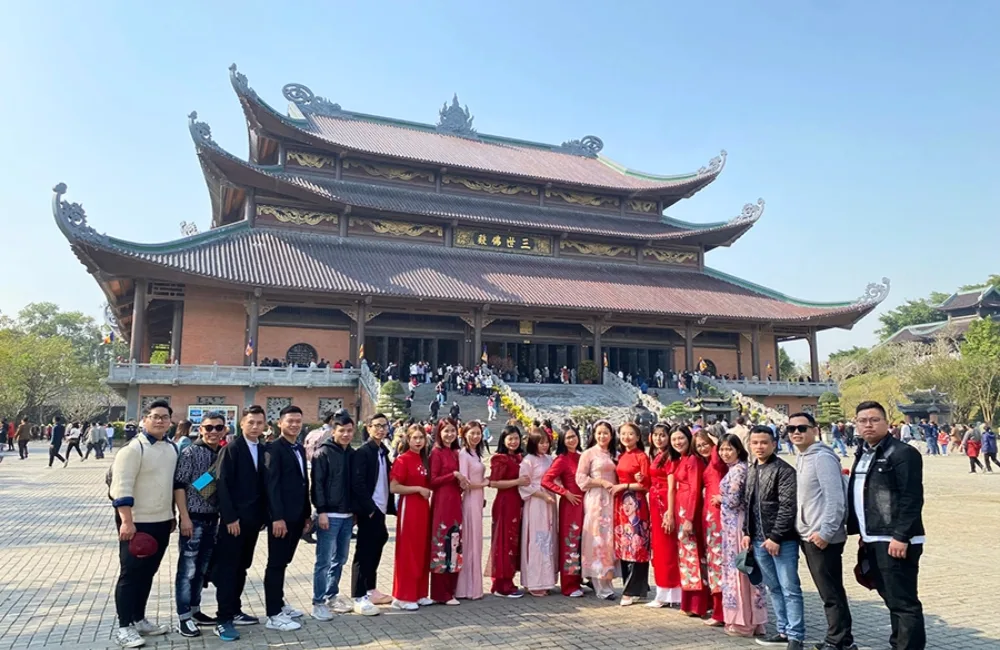 Tour Hà Nội - Tràng An - Bái Đính - Hạ Long 3N2Đ