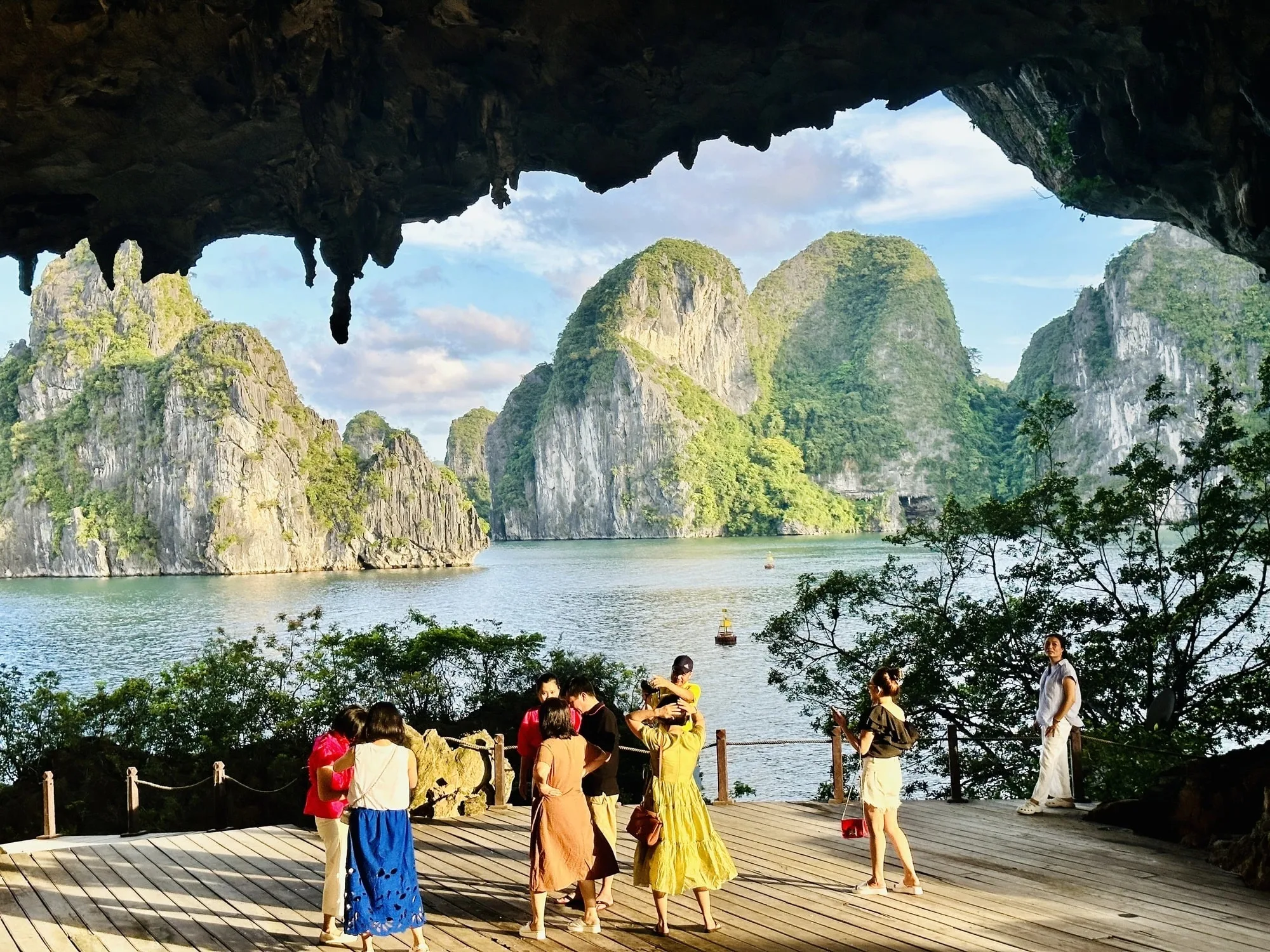 Tour Miền Bắc 3N2Đ: Hà Nội - Hạ Long - Ninh Bình