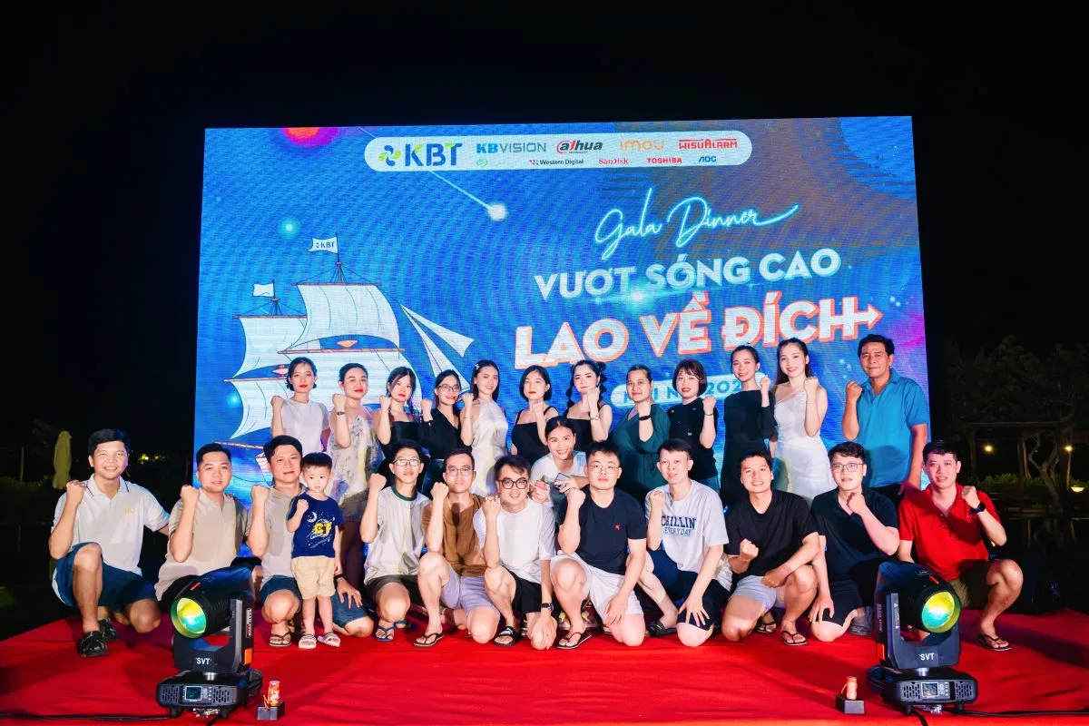 Đoàn khách KBT - Tour Teambuilding Phan Thiết