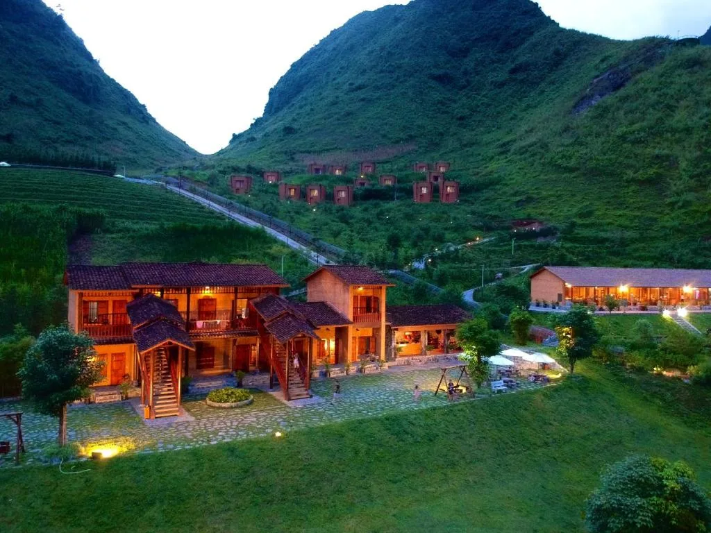 Điểm Danh Top 10 Resort Hà Giang Đẹp Mơ Mẩn Ôm Trọn View Núi Rừng