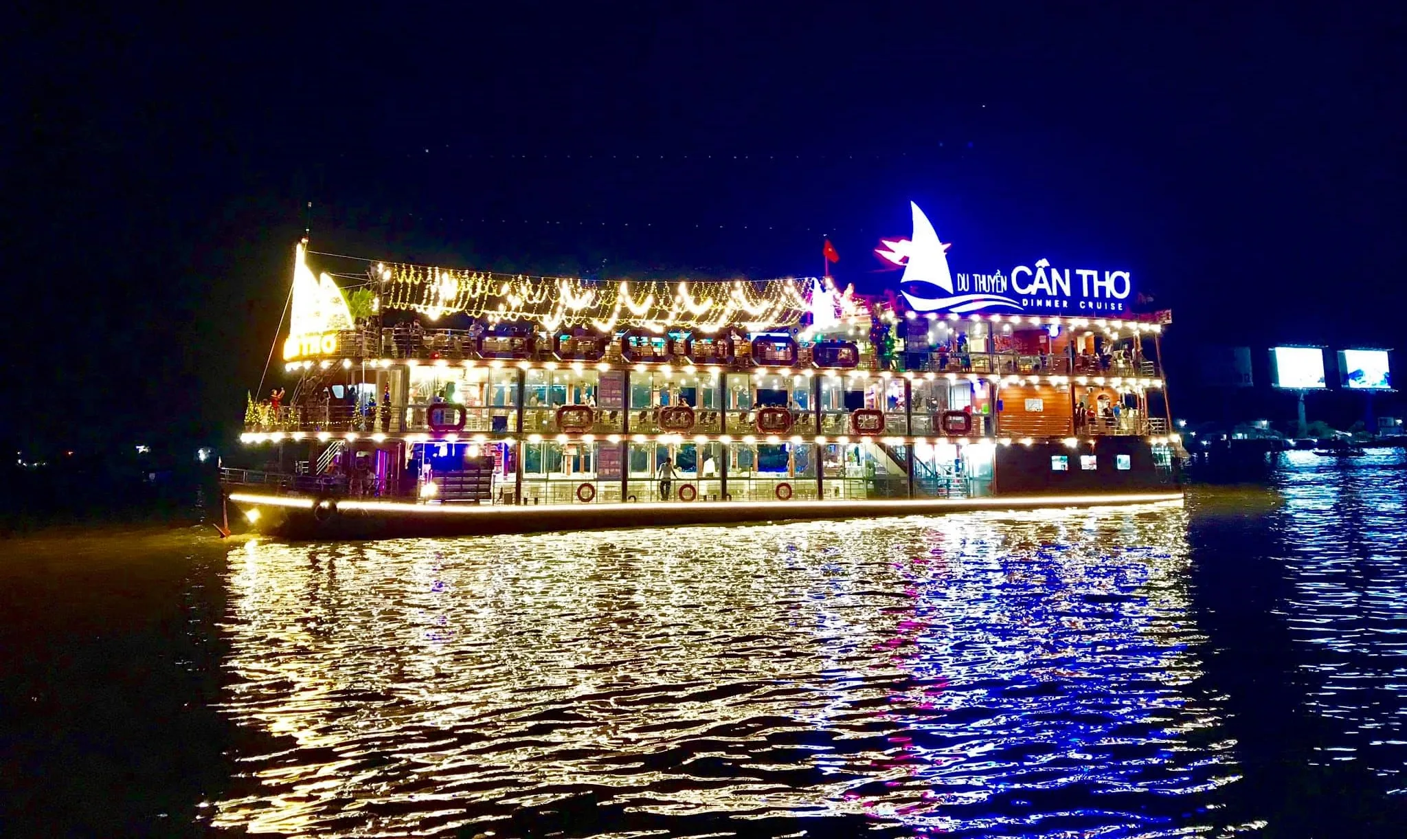 Tour 2N1Đ Cần Thơ | Tứ Cồn - Chợ Nổi Cái Răng - KDL Mỹ Khánh