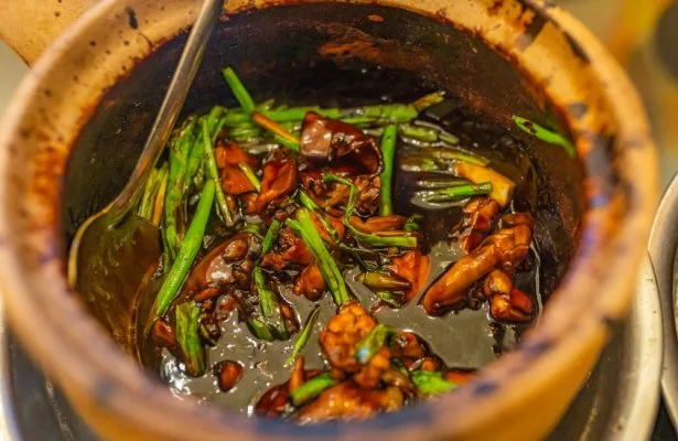 Thưởng Thức Cháo Ếch Singapore Chính Gốc Trong Tour Du Lịch