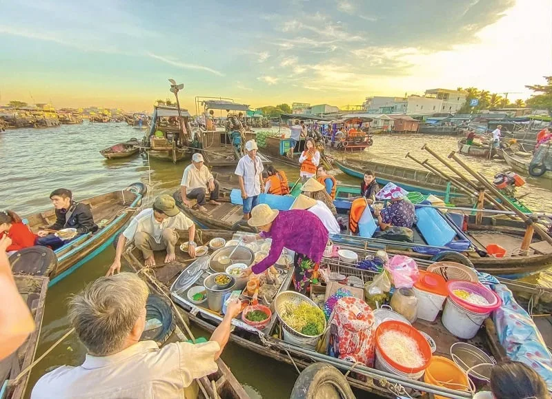 Kinh Nghiệm Đi Tour Du Lịch Miền Tây 1 Ngày: Ăn Gì Chơi Gì?
