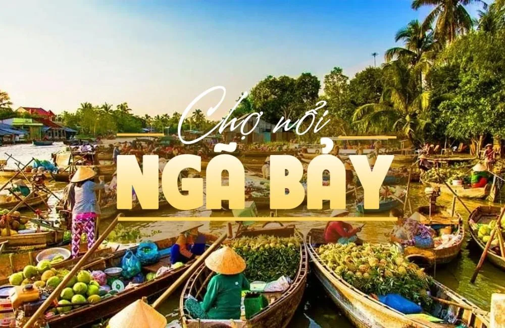 chợ Ngã Bảy còn nổi tiếng với các loại đặc sản miền Tây như mắm cá, bánh tét lá cẩm,...