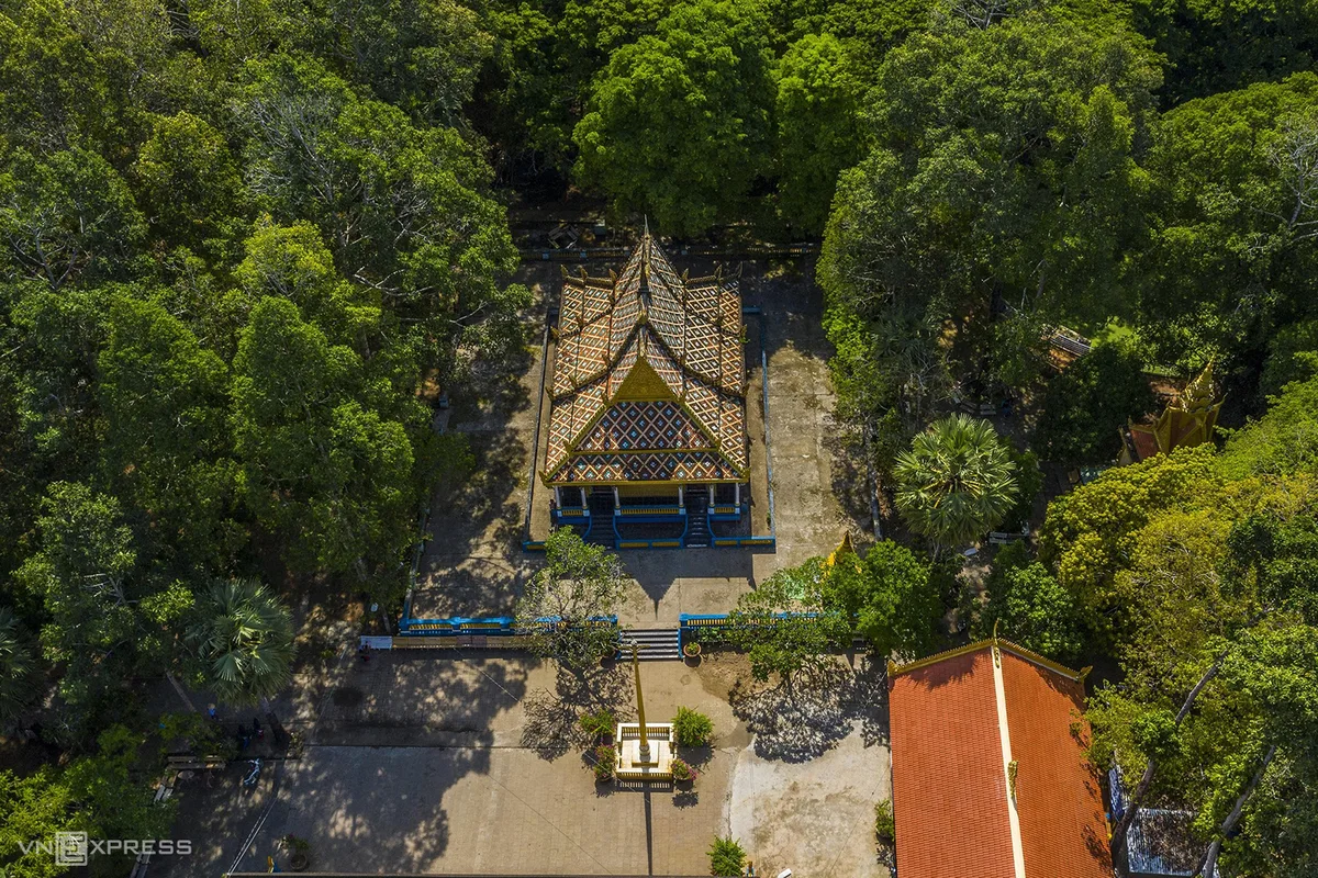 Tour Miền Tây 4 Ngày 3 Đêm: Hành Trình Khám Phá Lục Tỉnh Miền Tây
