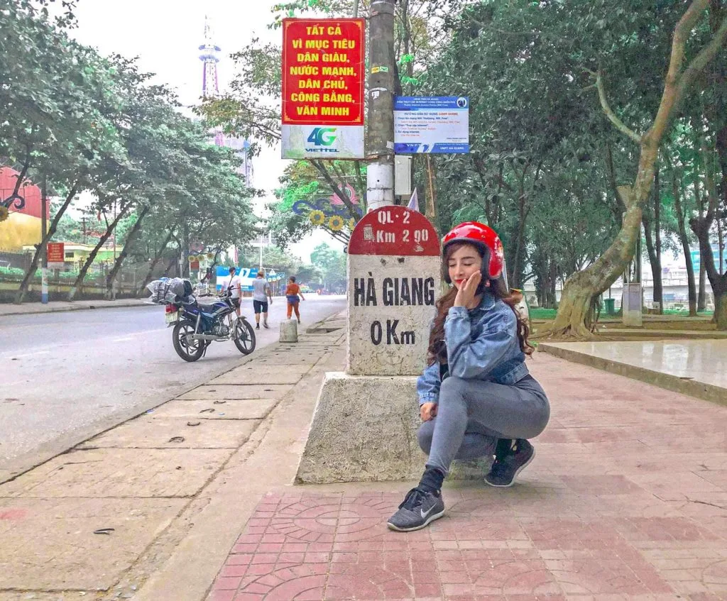 Cột mốc KM số 0 Hà Giang