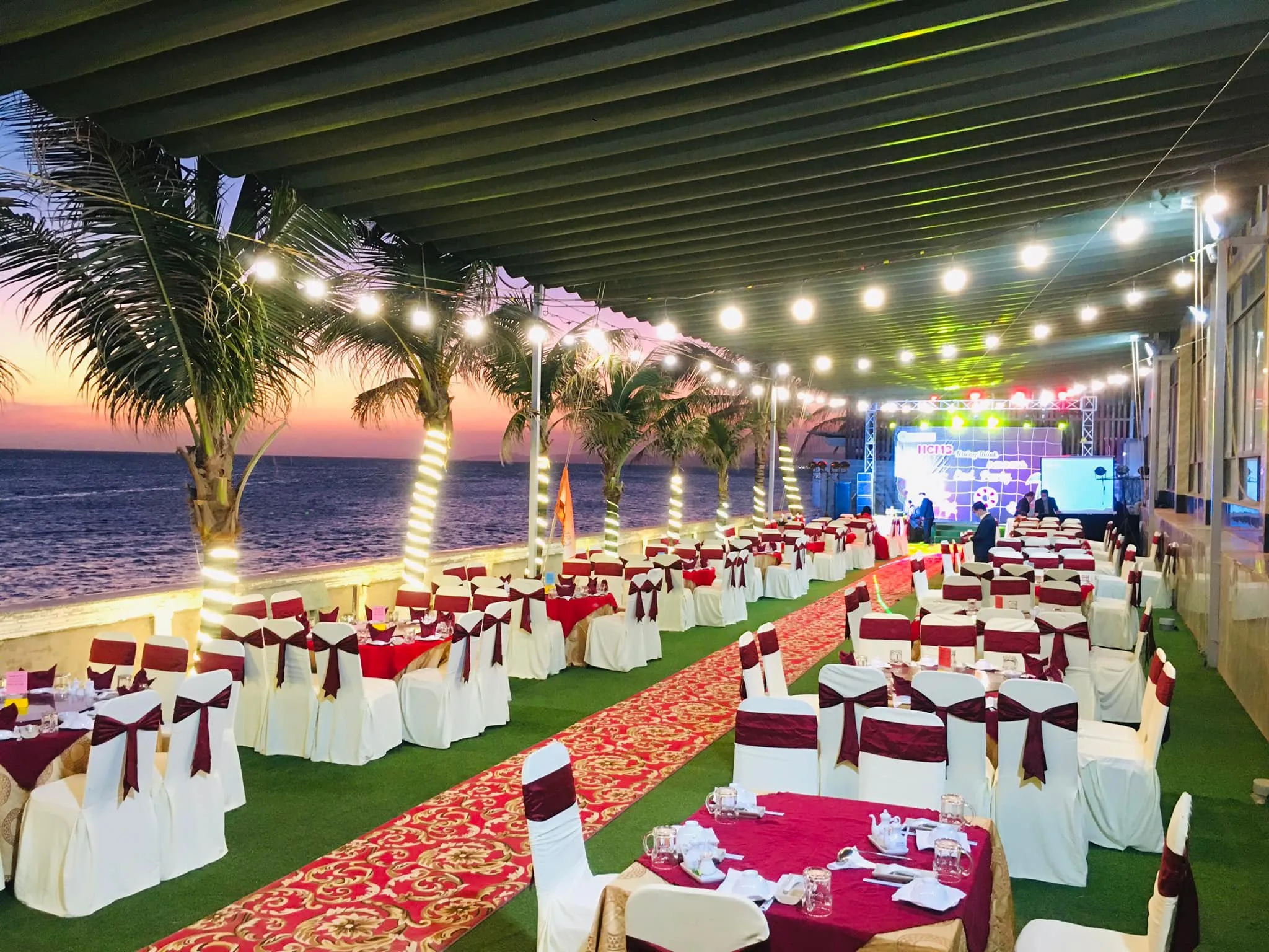 Nhà hàng Phan Thiết chuyên phục vụ khách đoàn | Tổng hợp từ DulichOcean