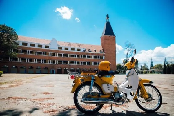 Thuê xe máy Đà Lạt giá rẻ