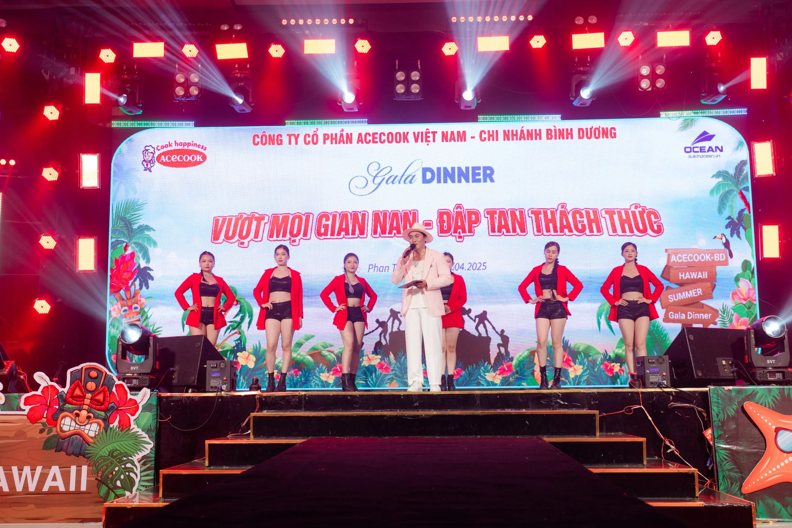 Year End Party kết hợp du lịch doanh nghiệp