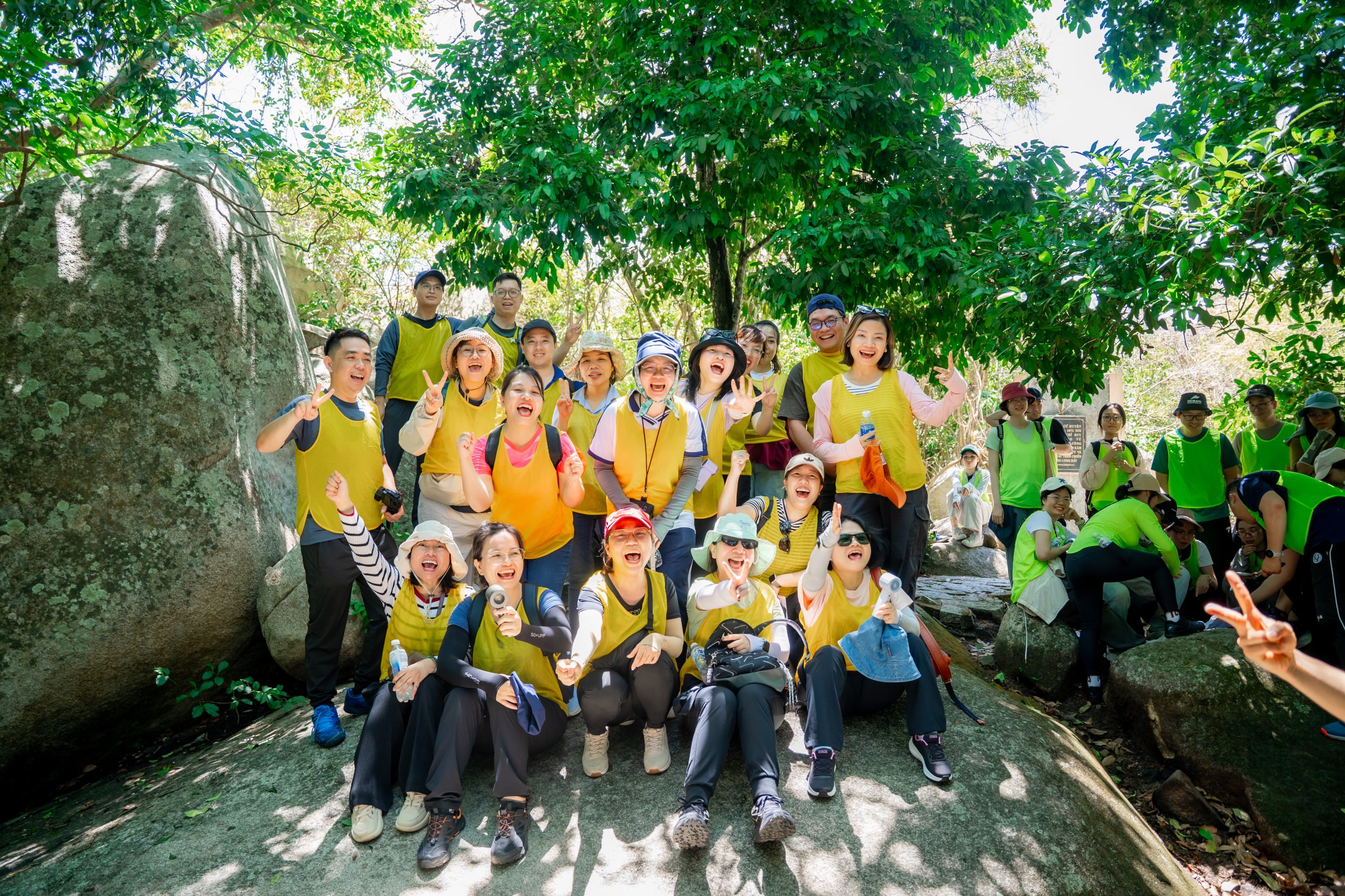 team_building_ho_tram