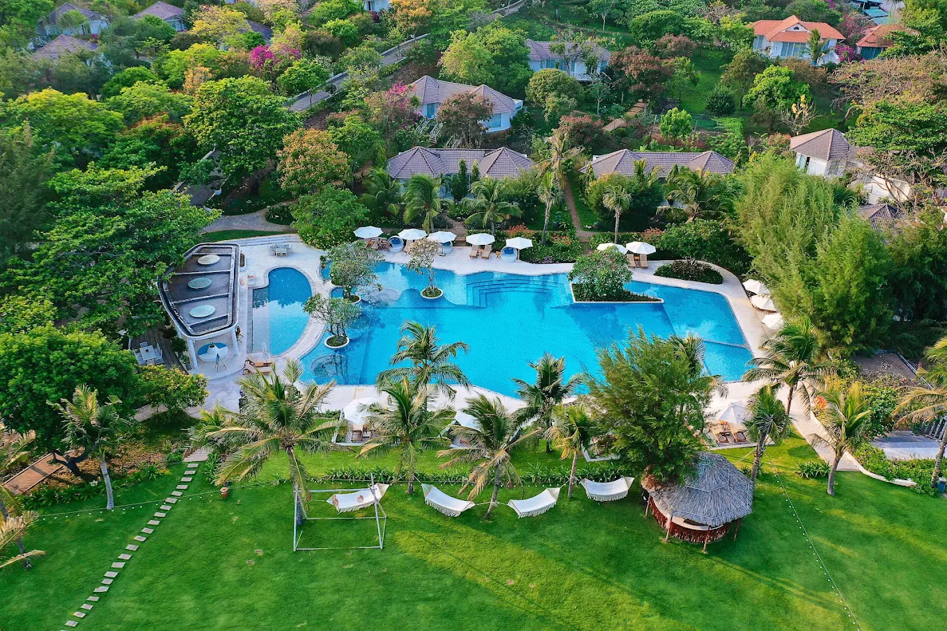 fleur-de-lys-resort-spa-long-hai-1