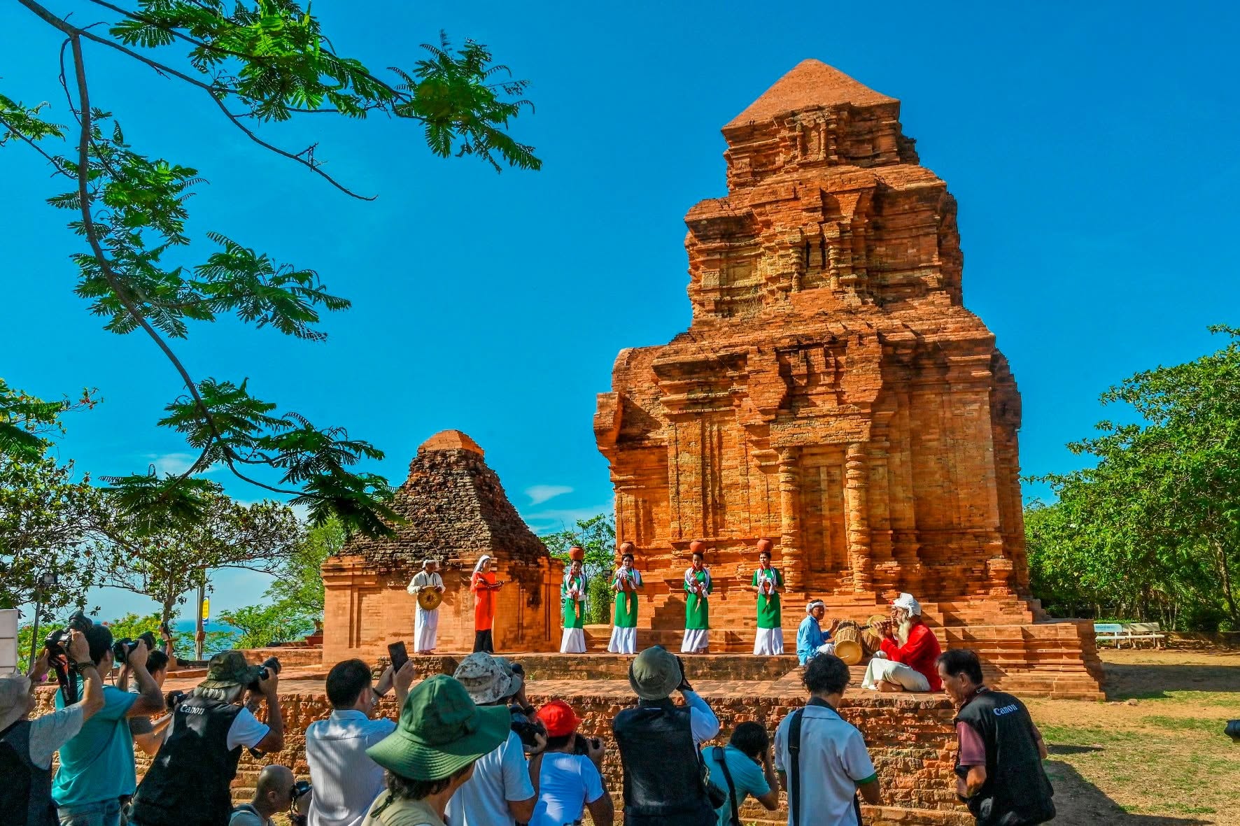 thap-cham-poshanu