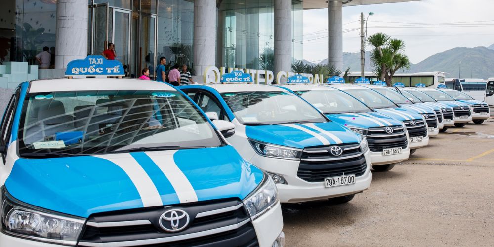 1-taxi-quoc-te-da-lat
