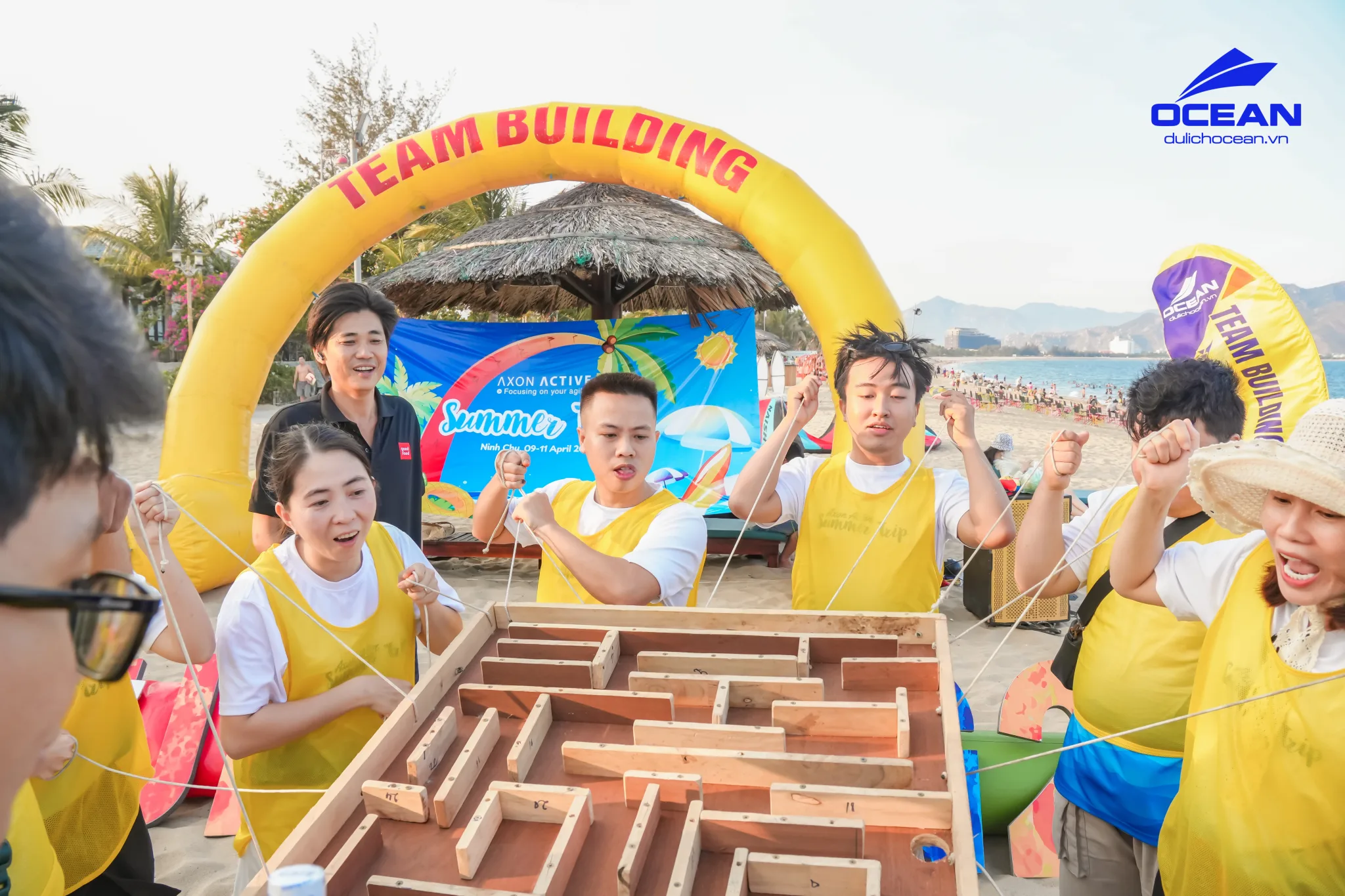 tro-choi-team-building-vuot-ai-me-cung