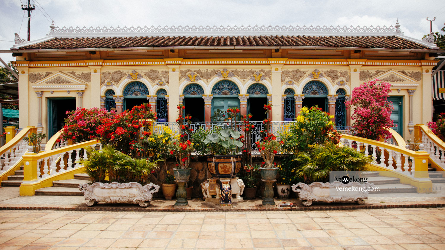 du-lich-mien-tay-nha-co-binh-thuy