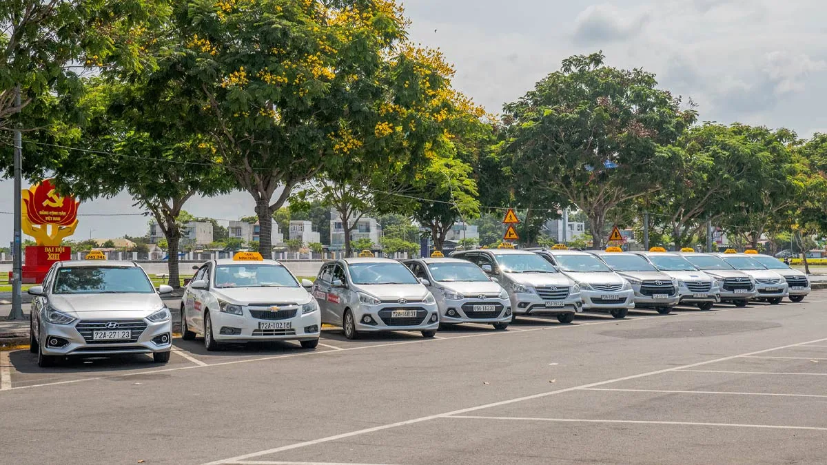 taxi-vung-tau-family-car-5